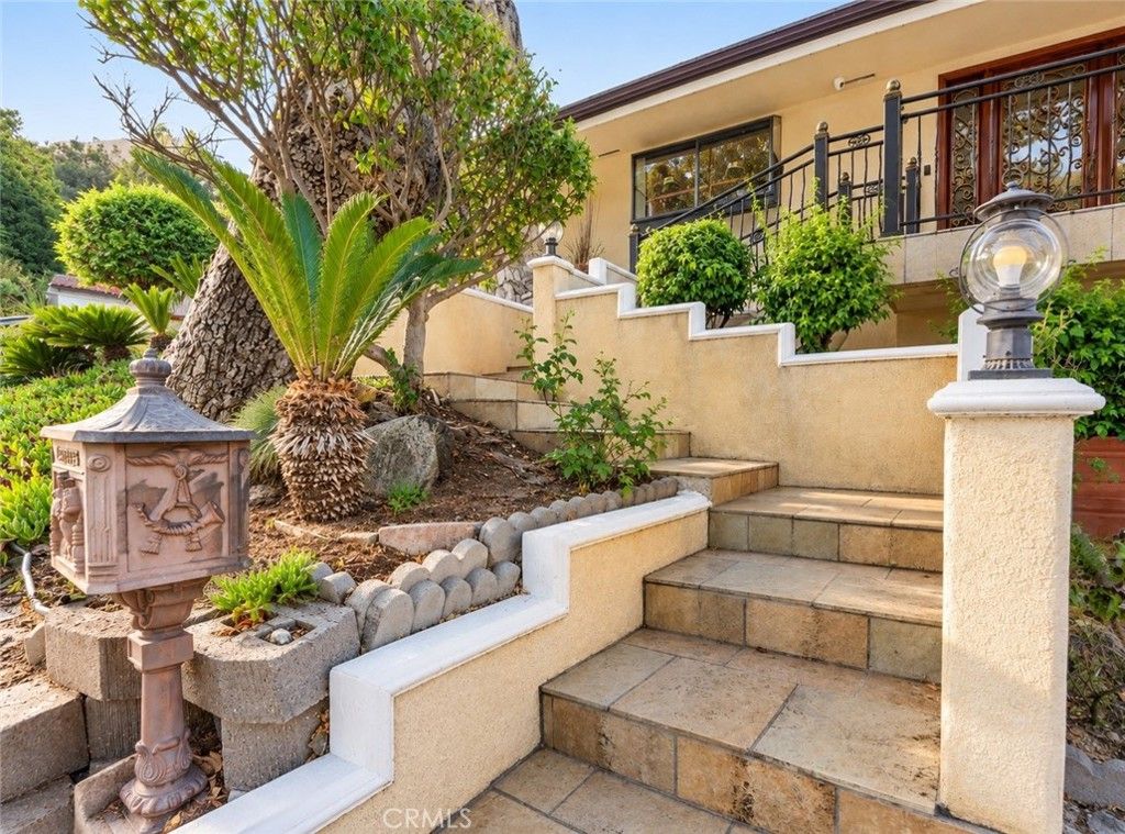 1315 Beaudry, Glendale, CA 91208 — photo 2
