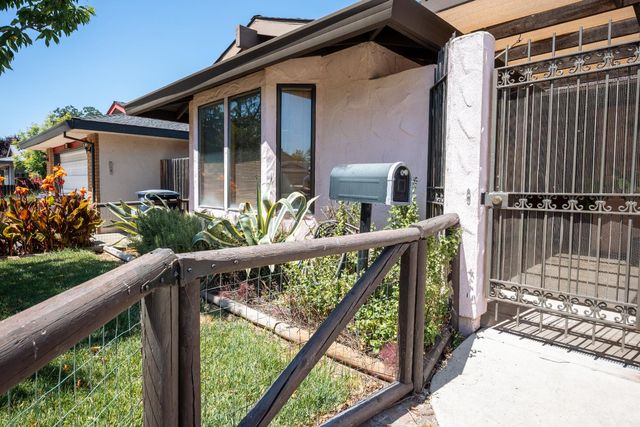 7009 Brookcrest Way, Citrus Heights, CA 95621