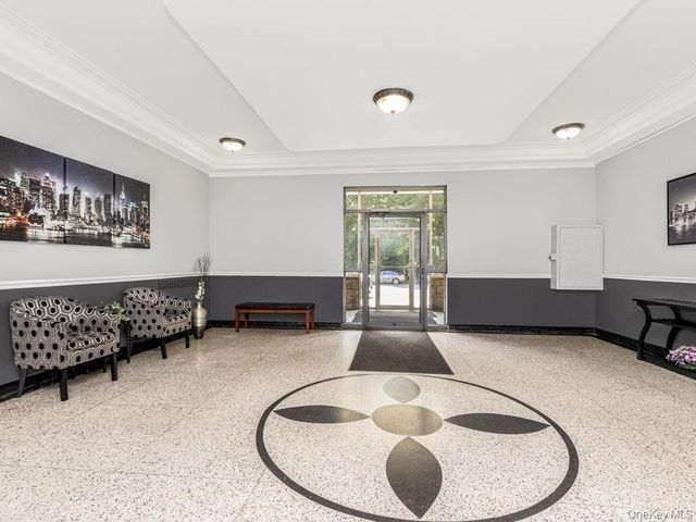 61 Bronx River Road 3B, Yonkers, NY 10704