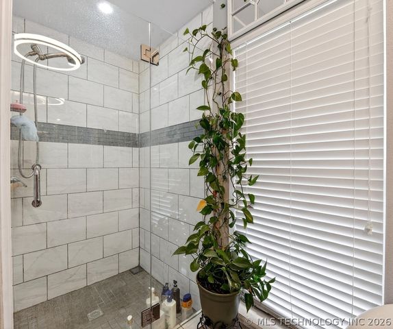 6261 S 444, Locust Grove, OK 74352