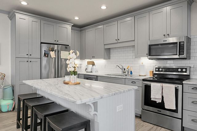 321 Ashley Avenue, Charleston, SC 29403