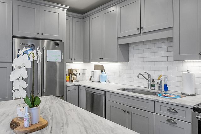 321 Ashley Avenue, Charleston, SC 29403