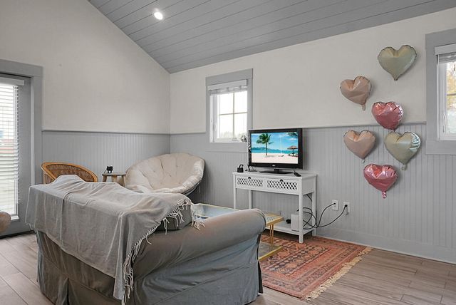 321 Ashley Avenue, Charleston, SC 29403