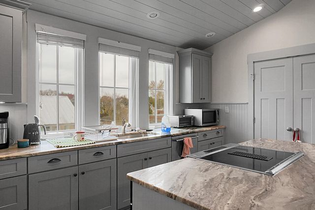 321 Ashley Avenue, Charleston, SC 29403