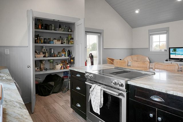 321 Ashley Avenue, Charleston, SC 29403