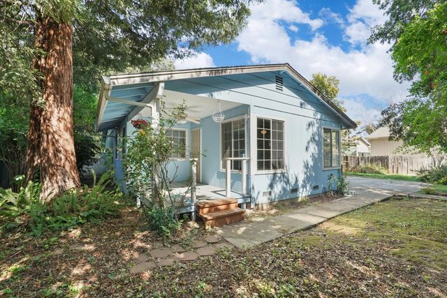 174 Hemlock Dr, Lodi, CA 95240