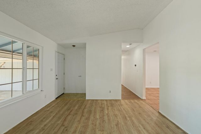 174 Hemlock Dr, Lodi, CA 95240
