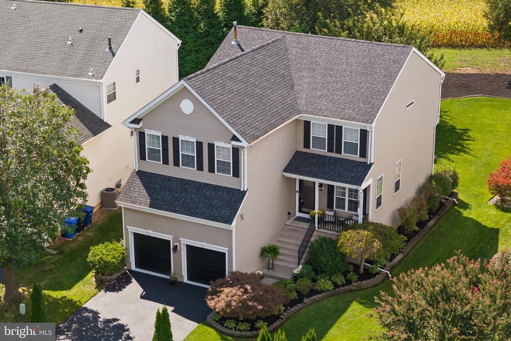51 LINCOLN DR, Columbus, NJ 08022