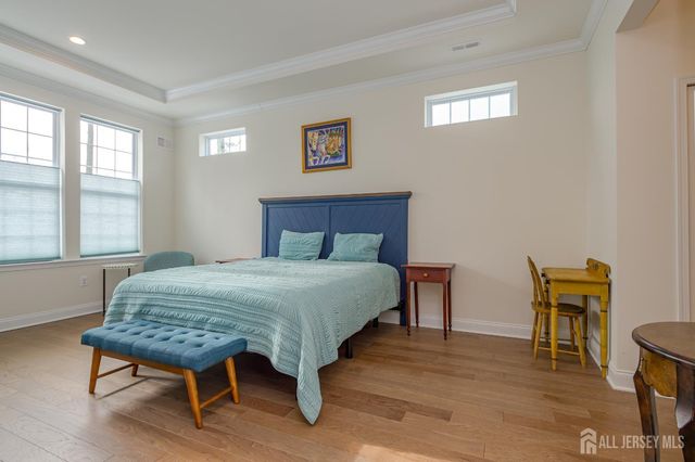 3 Inter Lachen Court, Monroe, NJ 08831