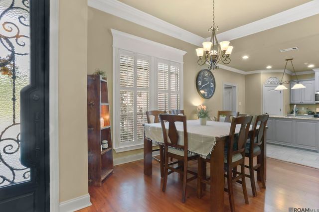 8135 Lavender Dr, Baton Rouge, LA 70818