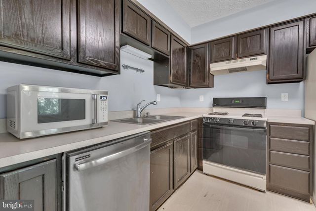 1722 BARNWOOD CT, Severn, MD 21144