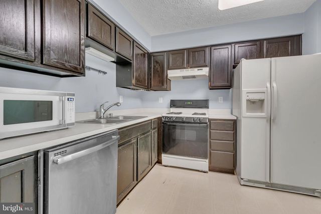 1722 BARNWOOD CT, Severn, MD 21144