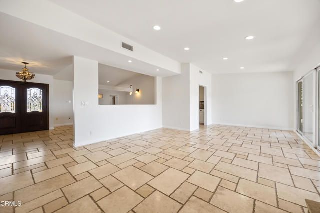 9350 Crystal View Drive, Los Angeles, CA 91042