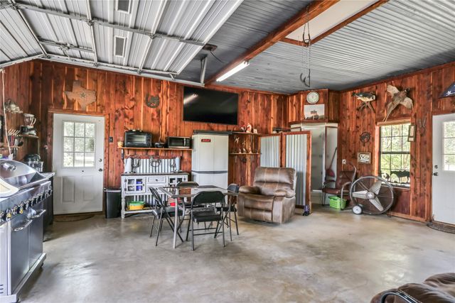 1972 FM 3134, Cumby, TX 75433