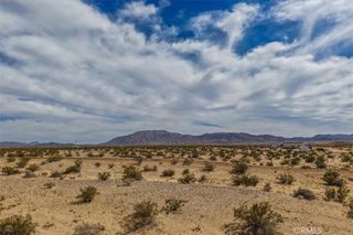 101 Diamond Bar, 29 Palms, CA 92277