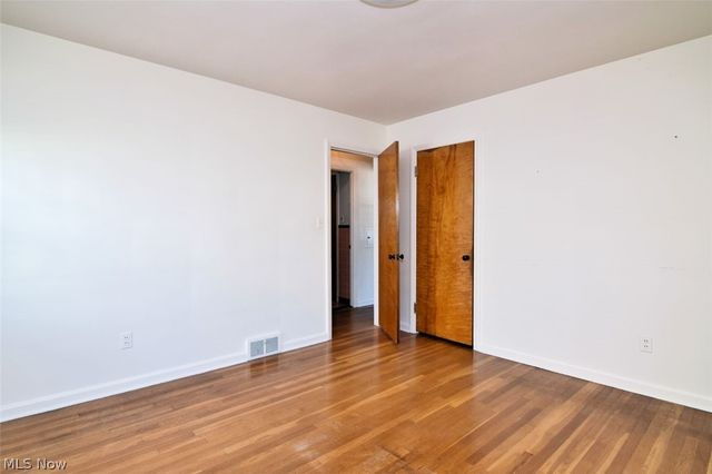 1663 Oakmount Road, South Euclid, OH 44121
