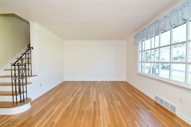 1663 Oakmount Road, South Euclid, OH 44121