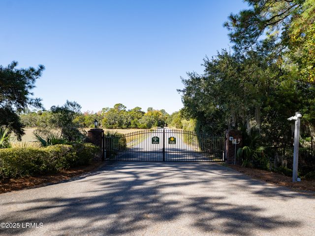 5 Lady Rebecca Court, Beaufort, SC 29907