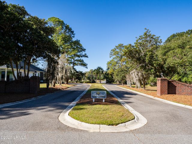 5 Lady Rebecca Court, Beaufort, SC 29907