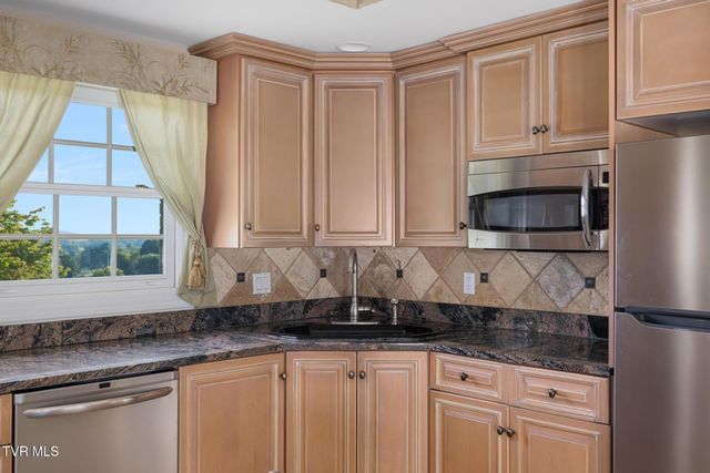 670 Headtown Road, Jonesborough, TN 37659