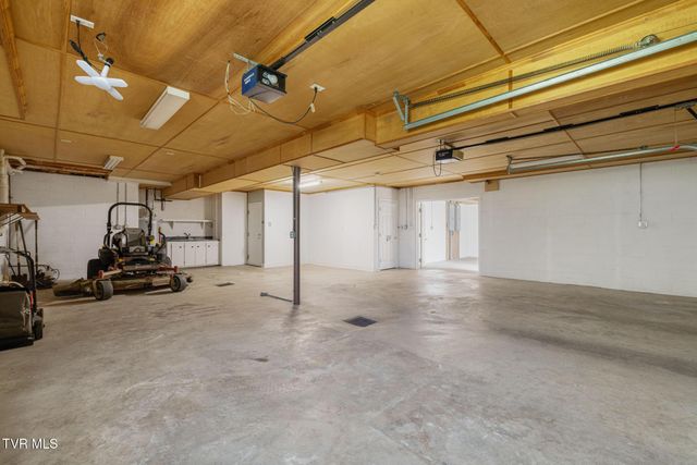 670 Headtown Road, Jonesborough, TN 37659