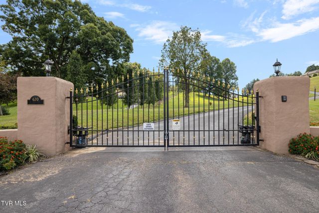 670 Headtown Road, Jonesborough, TN 37659