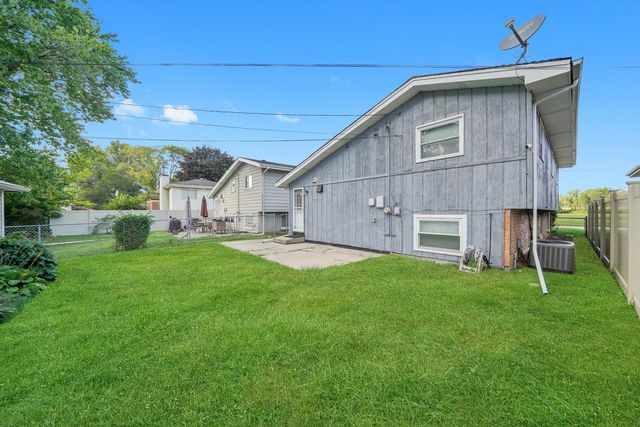 1011 E 142nd Street, Dolton, IL 60419