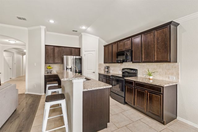 11828 Kurth Drive, Frisco, TX 75036