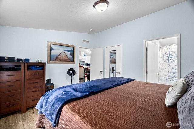 288 S Valley Road, Naselle, WA 98638