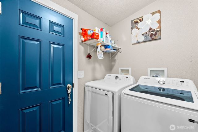 288 S Valley Road, Naselle, WA 98638