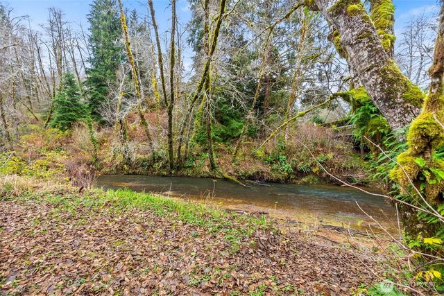 288 S Valley Road, Naselle, WA 98638