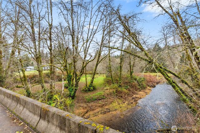 288 S Valley Road, Naselle, WA 98638