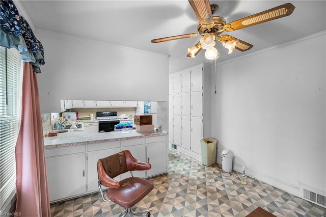 2730 Hickory Tree Road, Winston-salem, NC 27127