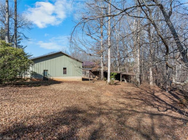 2730 Hickory Tree Road, Winston-salem, NC 27127
