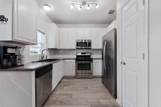 3603 Palomar Valley Drive, Spring, TX 77386