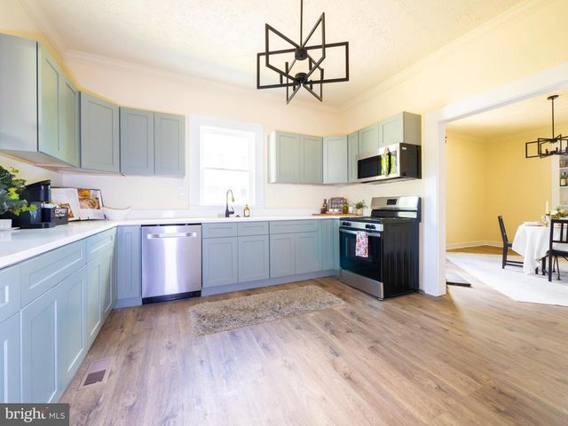 9862 WINCHESTER AVE, Bunker Hill, WV 25413