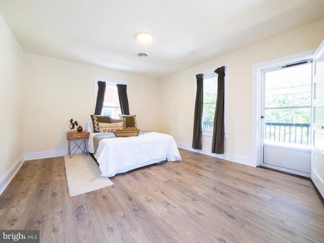 9862 WINCHESTER AVE, Bunker Hill, WV 25413
