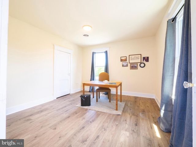 9862 WINCHESTER AVE, Bunker Hill, WV 25413