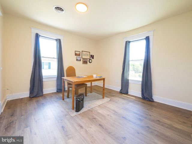 9862 WINCHESTER AVE, Bunker Hill, WV 25413