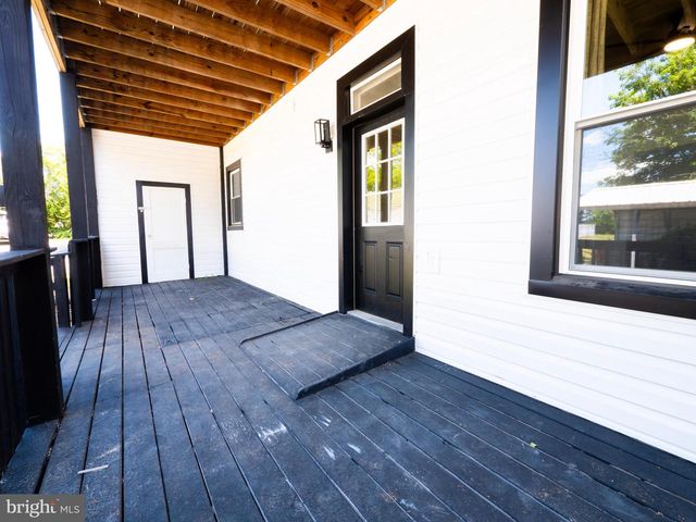 9862 WINCHESTER AVE, Bunker Hill, WV 25413