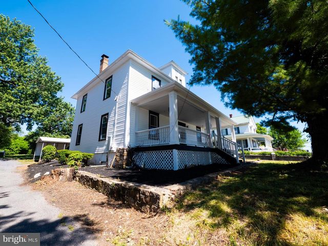 9862 WINCHESTER AVE, Bunker Hill, WV 25413
