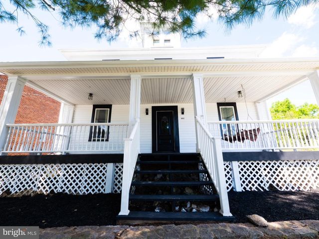 9862 WINCHESTER AVE, Bunker Hill, WV 25413