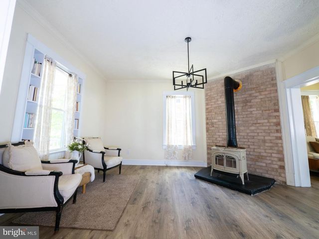 9862 WINCHESTER AVE, Bunker Hill, WV 25413