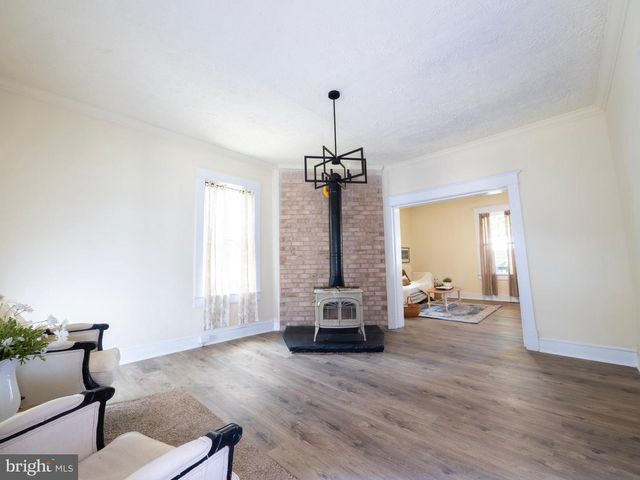 9862 WINCHESTER AVE, Bunker Hill, WV 25413