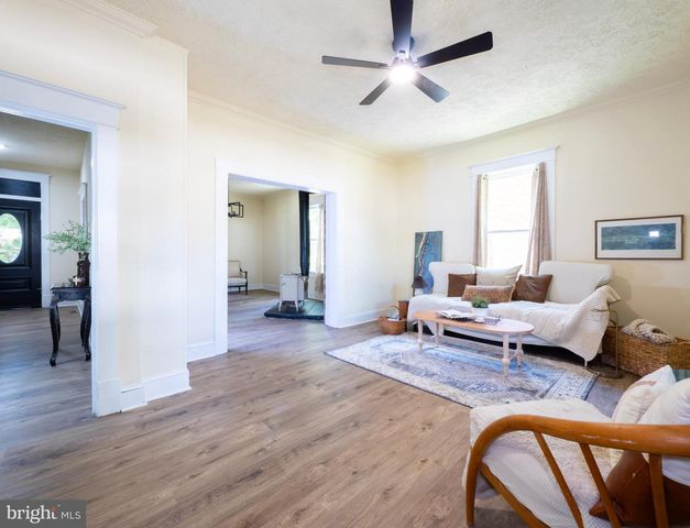 9862 WINCHESTER AVE, Bunker Hill, WV 25413