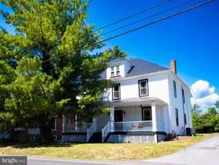 9862 WINCHESTER AVE, Bunker Hill, WV 25413