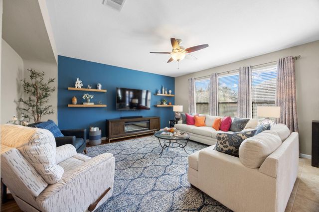 901 Mahomet DR, Pflugerville, TX 78660