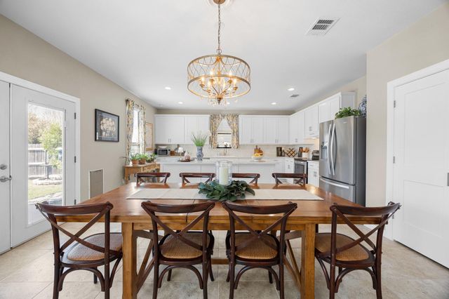 901 Mahomet DR, Pflugerville, TX 78660