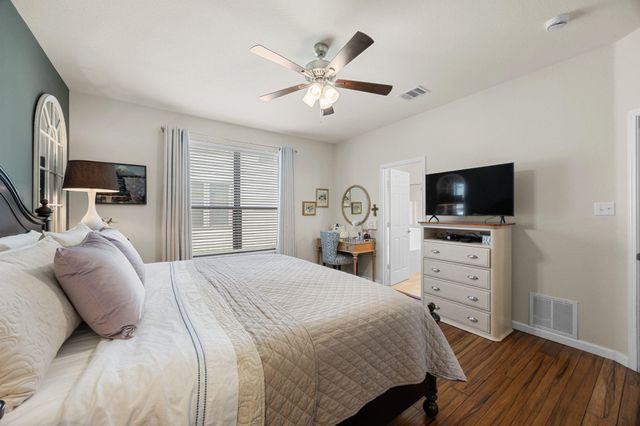 901 Mahomet DR, Pflugerville, TX 78660