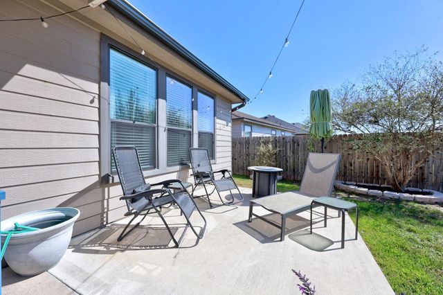 901 Mahomet DR, Pflugerville, TX 78660